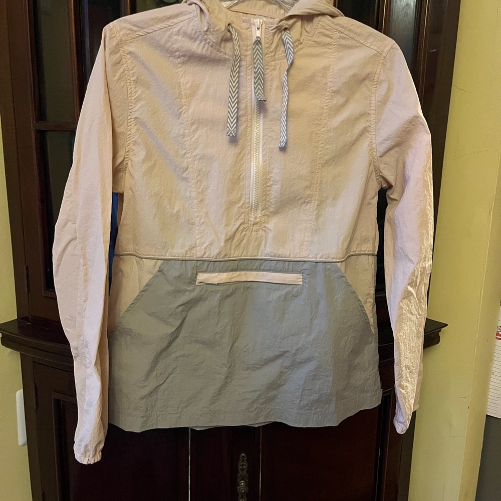 Thread & Supply Hooded Anorak Windbreaker with Zip Pullover. Size S.